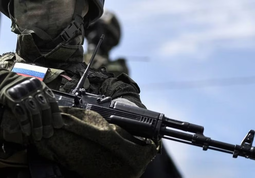 Rusia fuerza el desplazamiento de civiles ucranianos al intensificar sus ataques en Dnipropetrovsk y Donetsk