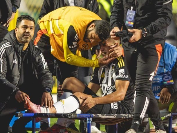 La dura lesión de Tomás Cuello en Copa Sudamericana: fractura y ligamentos comprometidos