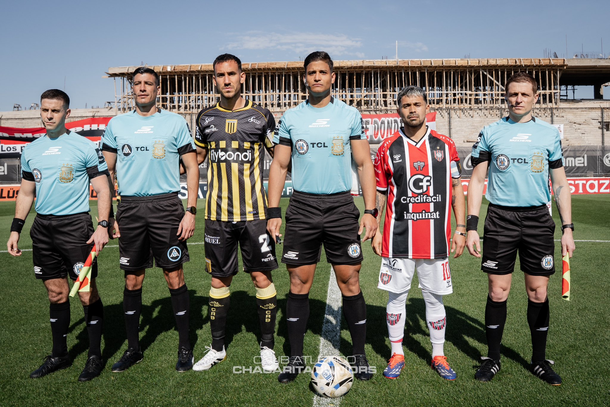 La furia del presidente de Chacarita contra sus jugadores: «Parecen señoritas de cabaret»