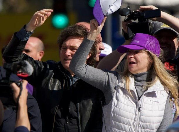 Lo confirmó Manuel Adorni: Karina Milei no asistirá al Congreso el 23 de septiembre por el caso $LIBRA