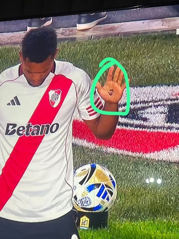 El número oculto de Miguel Borja: qué significa el «63» que llamó la atención de todo River