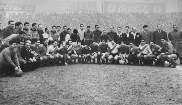 Eterna amistad: el club europeo que presentó su nueva camiseta inspirada en River Eterna amistad: el club europeo que presentó su nueva camiseta inspirada en River