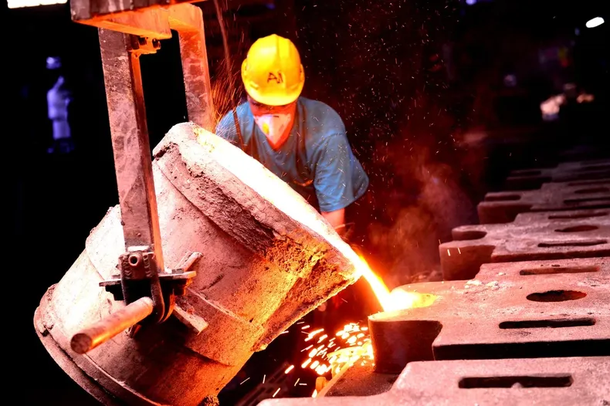La industria de la fundición se hunde: cayó 17,7% en septiembre y sigue el deterioro del empleo La industria de la fundición se hunde: cayó 17,7% en septiembre y sigue el deterioro del empleo
