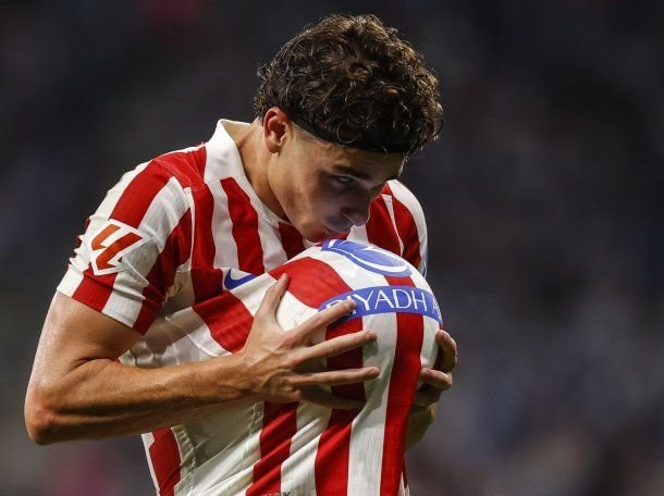 Preocupación en España: aseguran que Julián Álvarez se aleja del Atlético de Madrid Preocupación en España: aseguran que Julián Álvarez se aleja del Atlético de Madrid