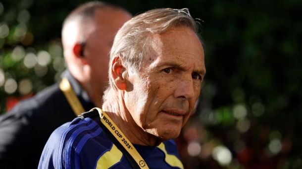 Defensa y Justicia se impuso ante Argentinos Juniors y, por ahora, es puntero de la Zona A Defensa y Justicia se impuso ante Argentinos Juniors y, por ahora, es puntero de la Zona A