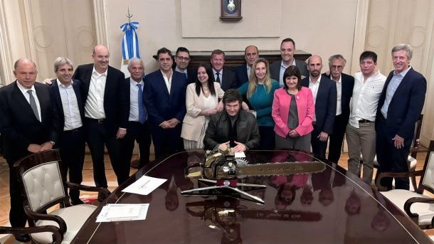 El gesto risueño de Guillermo Francos al ser consultado por su continuidad en el Gobierno El gesto risueño de Guillermo Francos al ser consultado por su continuidad en el Gobierno