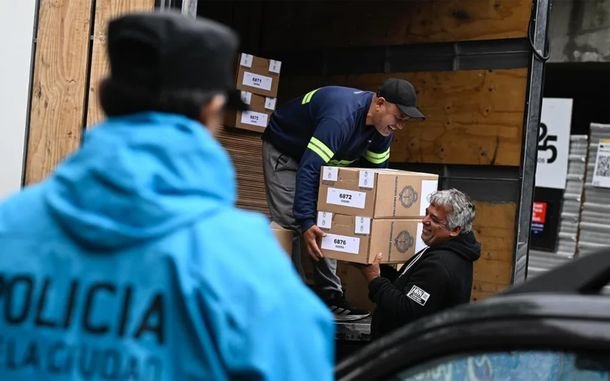 La Policía de la Ciudad y el Ejército pusieron en marcha el operativo para la elección del domingo