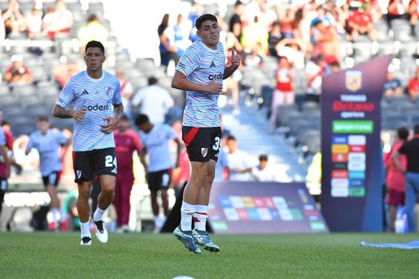 La decisión que tomó River sobre el futuro de Santiago Lencina tras no ser convocado