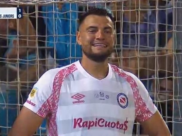 Los hinchas de Argentinos Juniors apuntaron contra Chiquito Romero tras la derrota en la final: «Estatua»