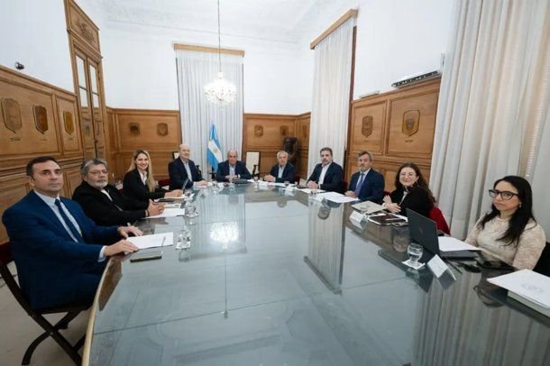 Manuel Adorni presidió el Consejo de Mayo en Casa Rosada: no logró acuerdo con la CGT Manuel Adorni presidió el Consejo de Mayo en Casa Rosada: no logró acuerdo con la CGT
