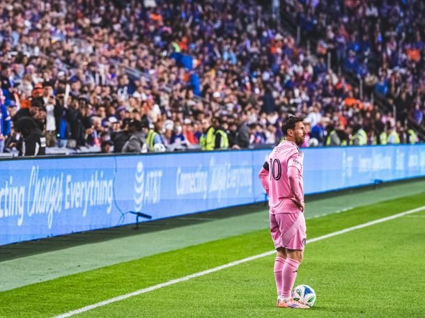 Lionel Messi igualó un récord histórico de asistencias y alcanzó una nueva marca legendaria Lionel Messi igualó un récord histórico de asistencias y alcanzó una nueva marca legendaria