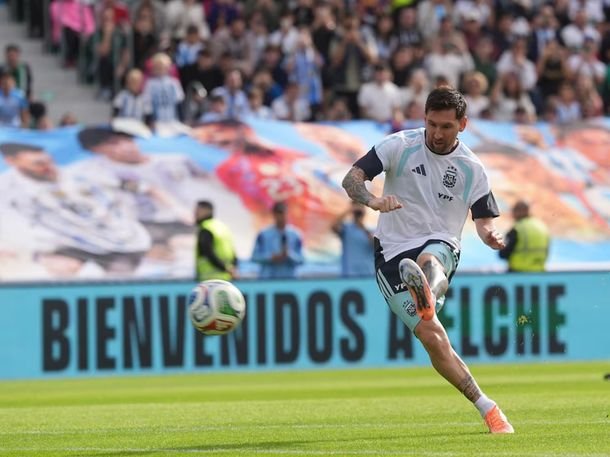 Lionel Messi se emocionó tras el fervor del público en España: «Siempre es especial volver»