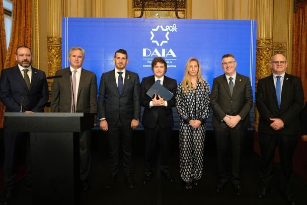 Javier Milei en el aniversario de la DAIA: «Nosotros pactamos con Israel» Javier Milei en el aniversario de la DAIA: «Nosotros pactamos con Israel»