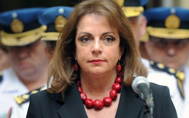 Por primera vez desde la recuperación de la democracia, un militar ocupa el Ministerio de Defensa