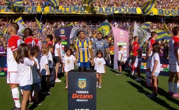 El gesto de espaldas de Estudiantes a Rosario Central: los detalles de cómo ocurrió la idea El gesto de espaldas de Estudiantes a Rosario Central: los detalles de cómo ocurrió la idea