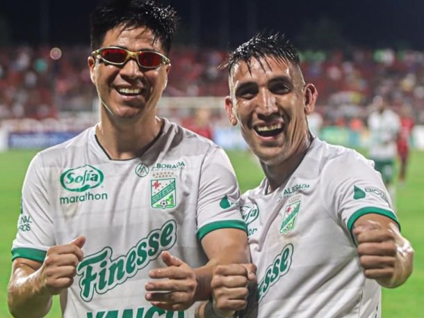 Problemas para Ricardo Centurión en Bolivia: una agresión podría costarle medio año sin jugar