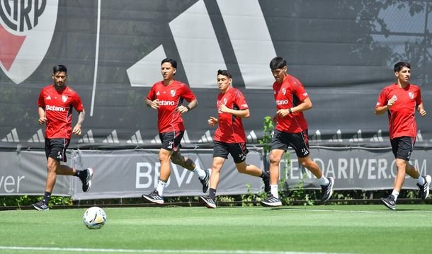 La drástica decisión de Stefano Di Carlo con el plantel de River tras la eliminación La drástica decisión de Stefano Di Carlo con el plantel de River tras la eliminación