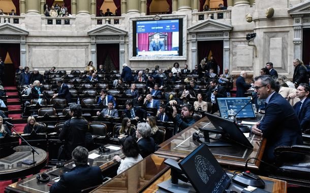 El Gobierno desdoblaría las sesiones extraordinarias para tratar el Presupuesto y las reformas