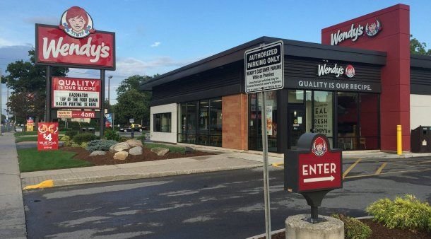 Cierra una conocida cadena de comidas rápidas en EEUU: de cuál se trata