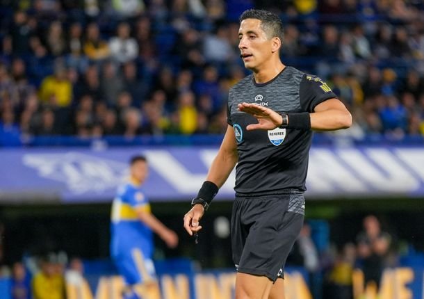 La AFA confirmó los árbitros para los cuartos de final del Torneo Clausura 2025 La AFA confirmó los árbitros para los cuartos de final del Torneo Clausura 2025