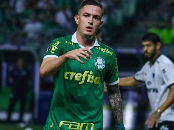 River hizo oficial la contratación de Aníbal Moreno River hizo oficial la contratación de Aníbal Moreno