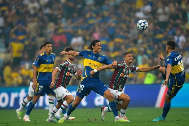 Edinson Cavani ilusionó a Boca: «Me siento con fuerzas para levantar la Séptima» Edinson Cavani ilusionó a Boca: «Me siento con fuerzas para levantar la Séptima»