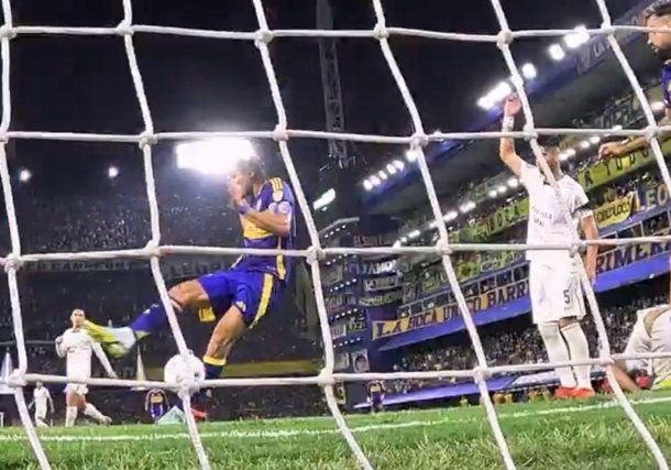 Cavani recordó la jugada que pudo cambiar su historia en Boca: el errado ante Alianza Lima Cavani recordó la jugada que pudo cambiar su historia en Boca: el errado ante Alianza Lima