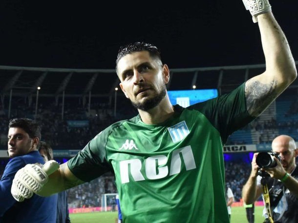 Gabriel Arias decidió no renovar con Racing: se irá libre tras su despedida ante Tigre Gabriel Arias decidió no renovar con Racing: se irá libre tras su despedida ante Tigre