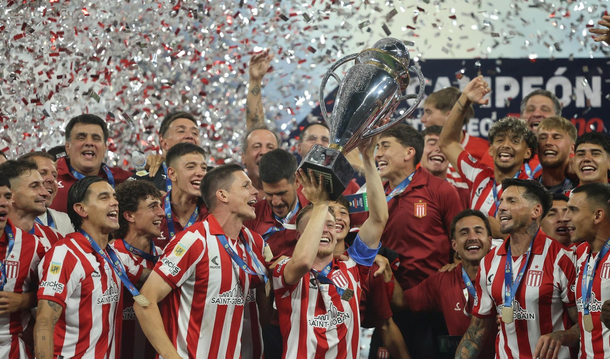 Cuál es el premio que recibe Estudiantes por ser campeón y cómo se compara con otras ligas Cuál es el premio que recibe Estudiantes por ser campeón y cómo se compara con otras ligas