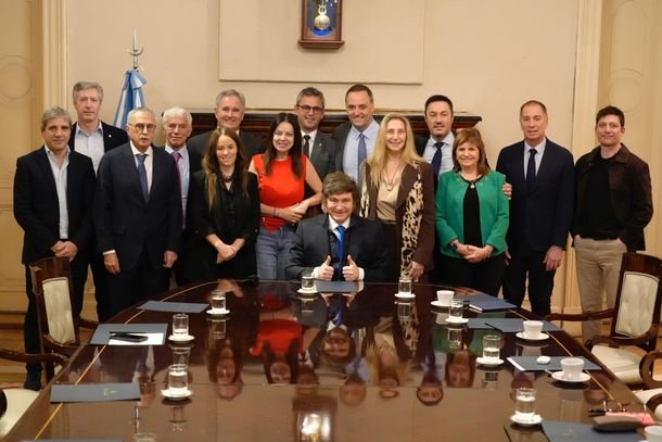 Javier Milei y su Gabinete.