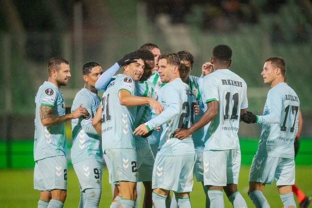Jueves de Europa League: todos los duelos clave, horarios, estadios y cómo verlos en vivo