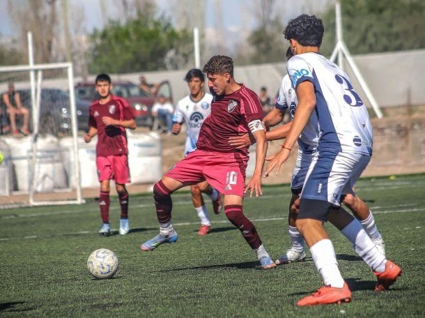 Qué es la patria potestad, la herramienta legal que beneficia a los padres y perjudica a los clubes Qué es la patria potestad, la herramienta legal que beneficia a los padres y perjudica a los clubes