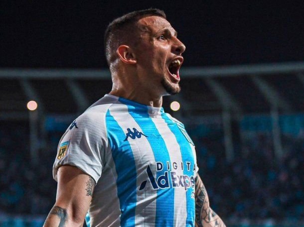 Acaba de llegar a Chile, está en conflicto con la dirigencia y se ofreció a jugar en San Lorenzo Acaba de llegar a Chile, está en conflicto con la dirigencia y se ofreció a jugar en San Lorenzo