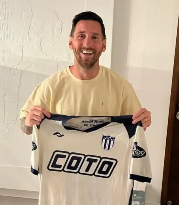 El mensaje de Lionel Messi para recibir el nuevo año mundialista: «Ojalá sea un…» El mensaje de Lionel Messi para recibir el nuevo año mundialista: «Ojalá sea un…»