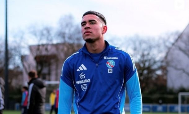 Francia fue implacable con Kendry Páez antes de su llegada a River: ¿sale mucho de noche? Francia fue implacable con Kendry Páez antes de su llegada a River: ¿sale mucho de noche?