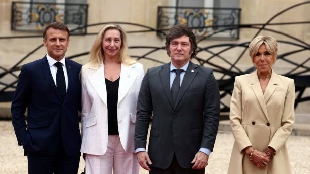 Javier Milei con Emmanuel Macron en la apertura de los Juegos Olímpicos. Javier Milei con Emmanuel Macron en la apertura de los Juegos Olímpicos.