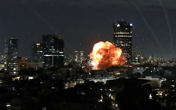 Ataques defensivos de Irán sobre Tel Aviv.