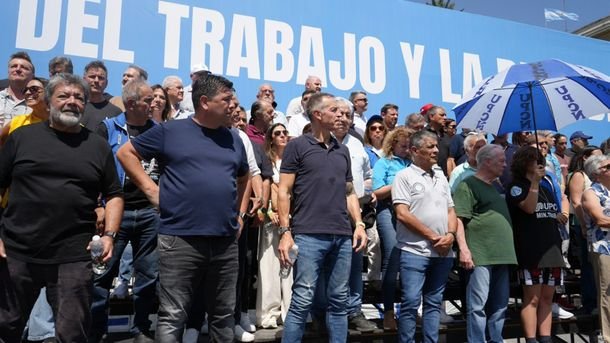 La CGT anunció una movilización para el miércoles que viene en rechazo a la reforma laboral: no hay paro