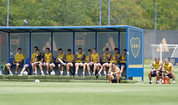 Carlos Palacios podría ser operado y seguiría un mes afuera en Boca Carlos Palacios podría ser operado y seguiría un mes afuera en Boca