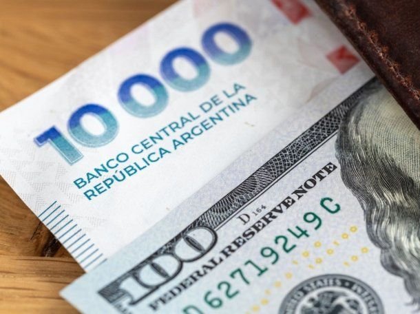 Dólar blue y dólar oficial hoy minuto a minuto: a cuánto cotizan este sábado 28 de febrero Dólar blue y dólar oficial hoy minuto a minuto: a cuánto cotizan este sábado 28 de febrero