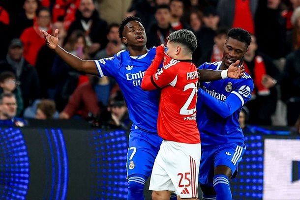 Gianluca Prestianni bajo la lupa de la UEFA: ¿podría ser castigado por el presunto caso de racismo? Gianluca Prestianni bajo la lupa de la UEFA: ¿podría ser castigado por el presunto caso de racismo?