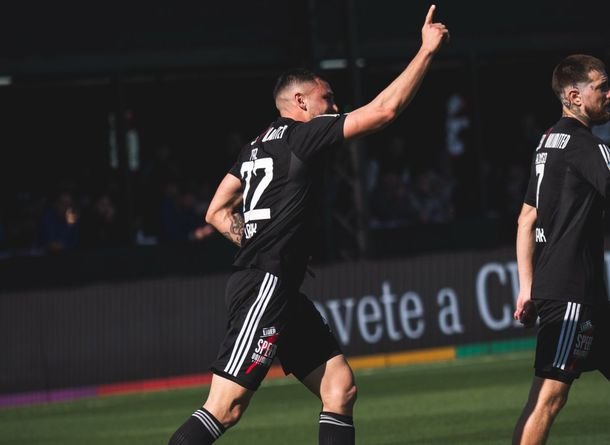 Fútbol libre por celular: cómo ver en vivo Deportivo Riestra vs. Newell’s Old Boys