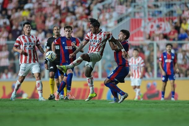 San Lorenzo deberá jugar dos partidos en 48 horas por el paro general de la CGT San Lorenzo deberá jugar dos partidos en 48 horas por el paro general de la CGT