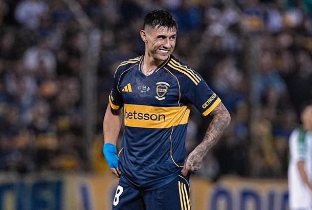 Ádam Bareiro y un clásico especial: el 9 de Boca enfrenta a San Lorenzo, club que tiene tatuado