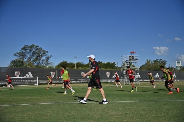 El equipo que piensa Chacho Coudet para su debut en River ante Huracán por el Torneo Apertura