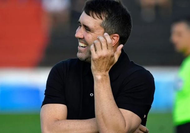 La decisión de Chacho Coudet con su cuerpo técnico antes de asumir en River