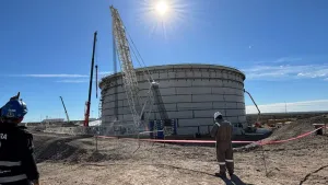 Proyecto petrolero VMOS en Río Negro: En Allen trabajan 400 operarios.