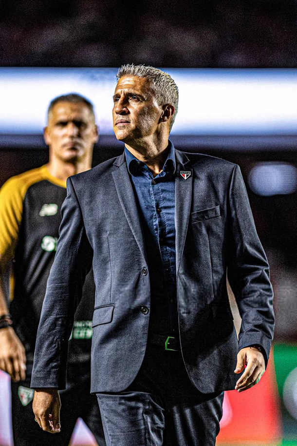 Sorpresa en Brasil: San Pablo despidió a Hernán Crespo