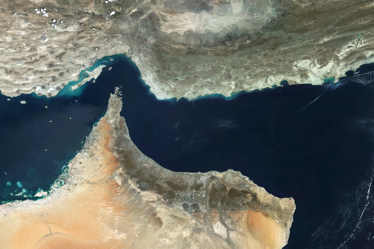 Los países del Golfo, en particular los Emiratos Árabes Unidos y Arabia Saudita, invirtieron miles de millones de dólares en inteligencia artificial (IA).