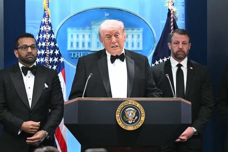 La imagen de Trump cayó a un 34%.